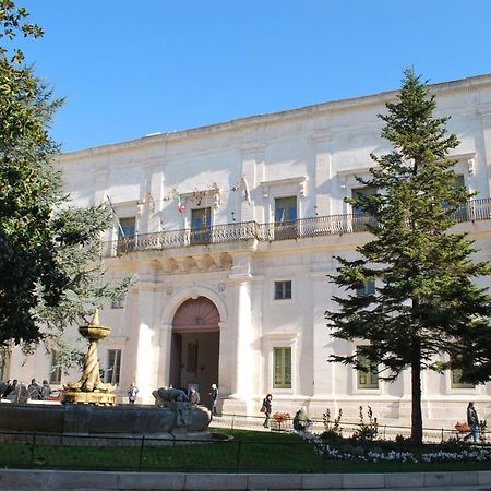 Ferienwohnung Dimora Piazza Roma Martina Franca Exterior foto